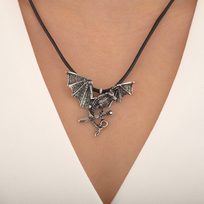 Кулон унисекс &laquo;Легенды&raquo; взмах крыла, цвет чернёное серебро на чёрном шнурке, 60 см
