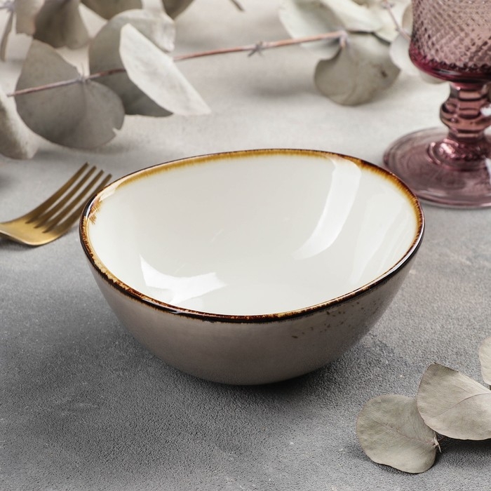 Салатник фарфоровый Magistro &laquo;Церера&raquo;, 440 мл, 15,3&times;13 см, цвет коричневый