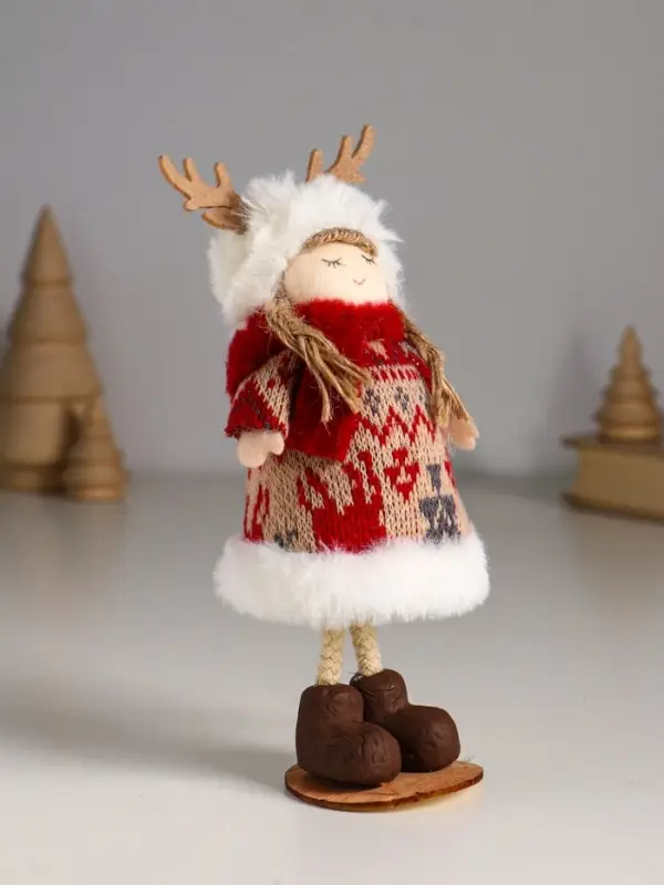 Кукла интерьерная "Малышка в вязаном платье в шапке с рожками" 6,5х6,5х16,5 см