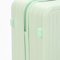 Чемодан 24", PС, 42*27*66, отд на молнии, код замок, 4 колеса, св. зеленый