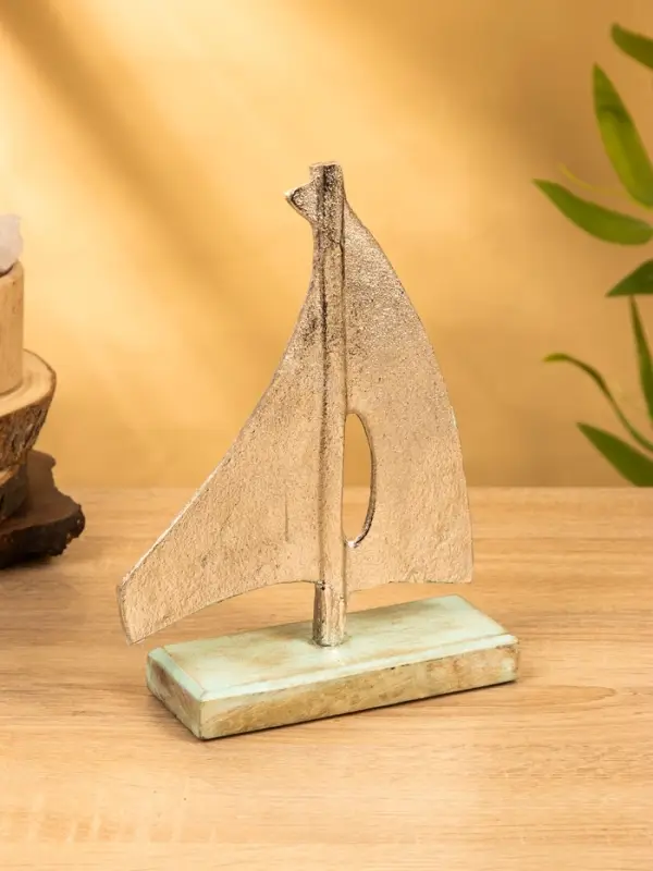 Сувенир "Парусник" 6х17х24 см, алюминий, дерево