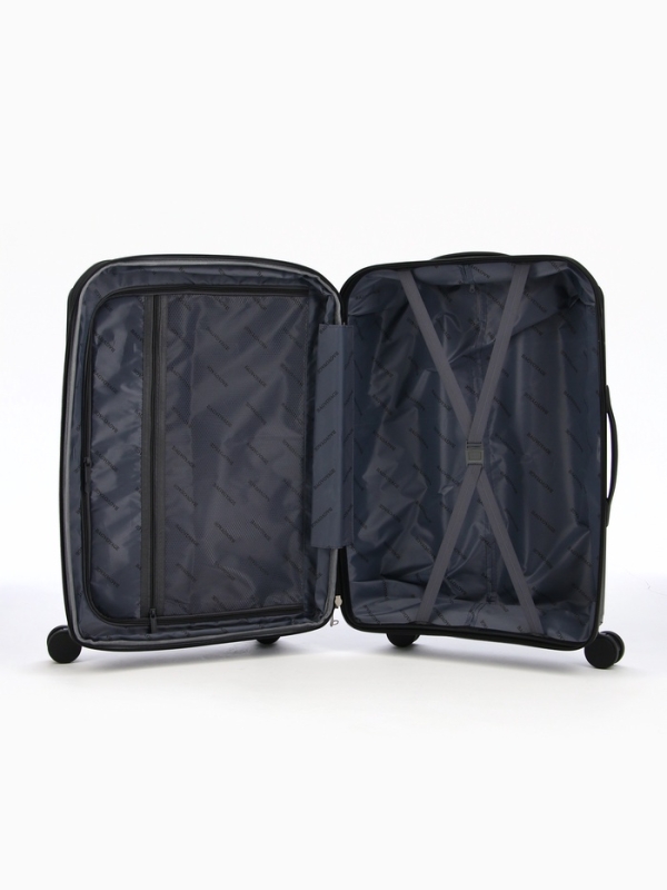 Чемодан 24", PP, 43*26*66, отд на молнии, код замок, 4 колеса, черный