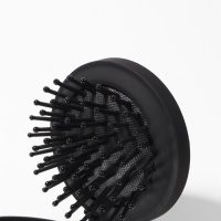 Расчёска массажная &laquo;Классика&raquo;, складная, с зеркалом, 7&times;2.5 см, матовая, чёрная