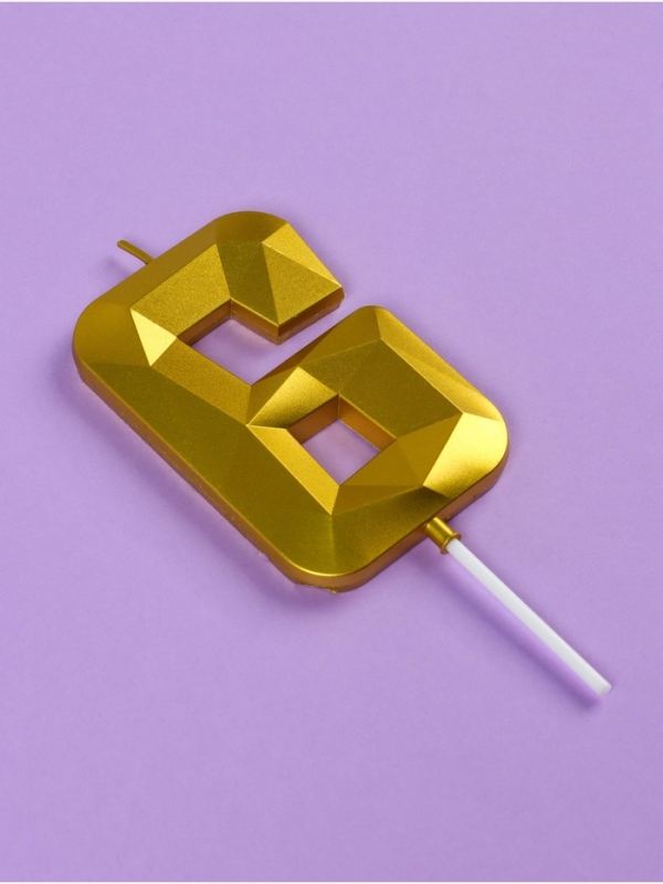 Свеча ГИГАНТ в торт на шпажке &laquo;Грань&raquo;, цифра "6", золотая, 9 см