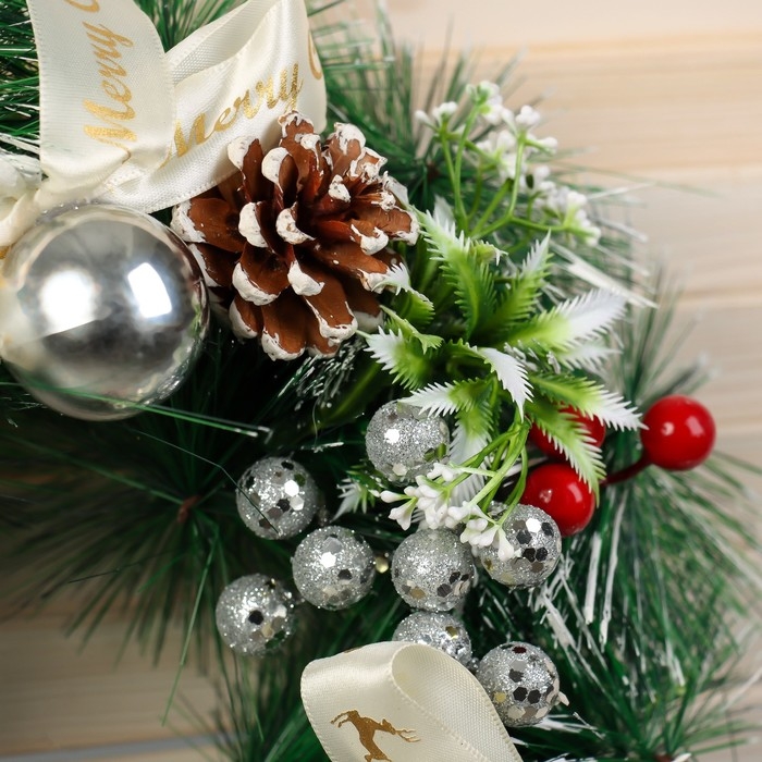 Венок новогодний d-30 см "Фестиваль блеска" бантики шишки ягоды