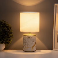 Настольная лампа с абажуром RISALUX «Юнона», Е14, 40 Вт, бело-золотой, 13×13×26.5 см Настольная лампа с абажуром RISALUX «Юнона», Е14, 40 Вт, бело-золотой, 13×13×26.5 см