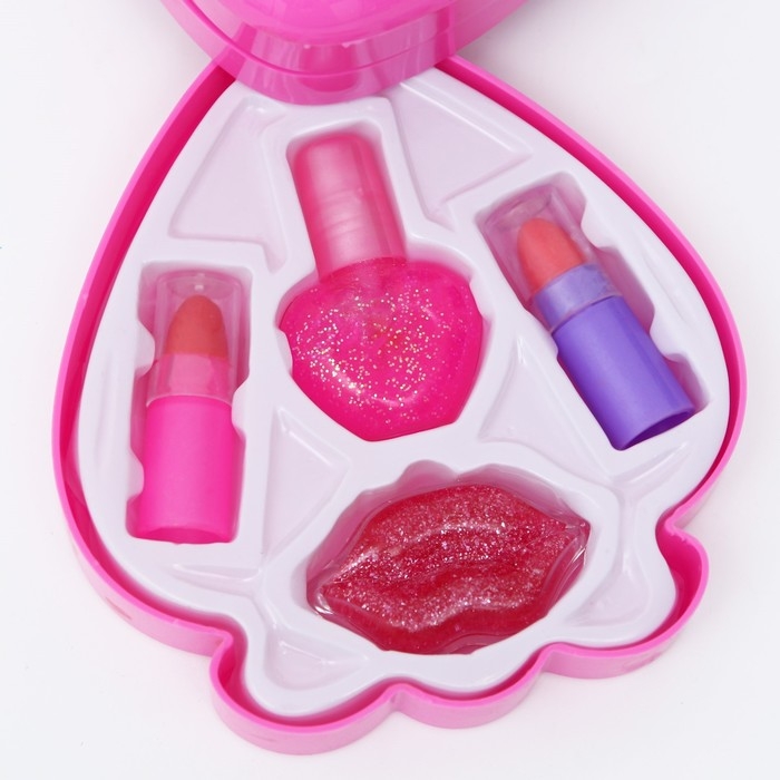 Набор косметики для девочки &laquo;Клубника&raquo;