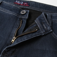 Джинсы утеплённые мужские, цвет тёмно-синий размер 38 (52) Джинсы утеплённые мужские, цвет тёмно-синий размер 38 (52)