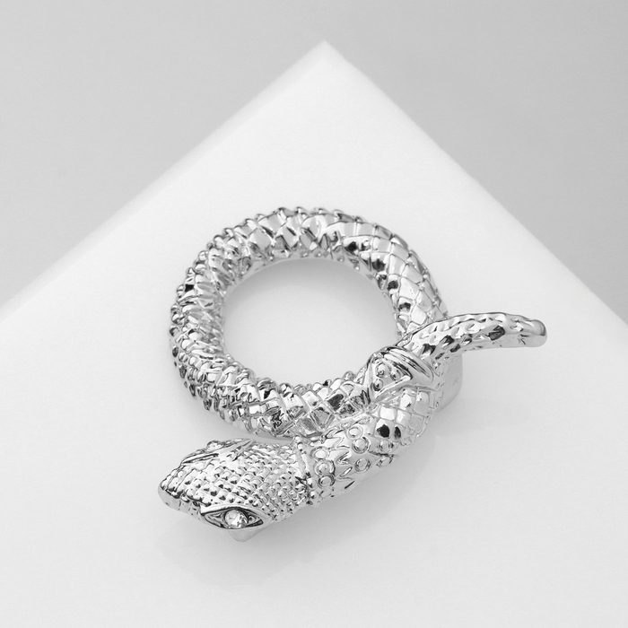 Новый год! Символ года 2025! Брошь &laquo;Змея&raquo; в клубке, цвет белый в серебре