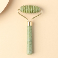 Массажер роллер для лица &laquo;Укрась мир собой&raquo;, 10,5 х 5,5 см