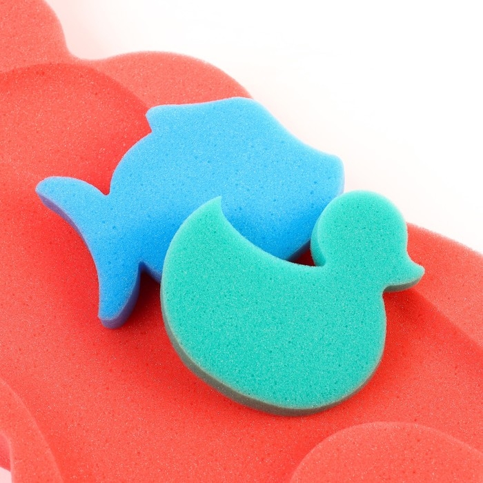 Подкладка для купания макси &laquo;Мишка&raquo;, цвет красный/розовый, 55х30х6см