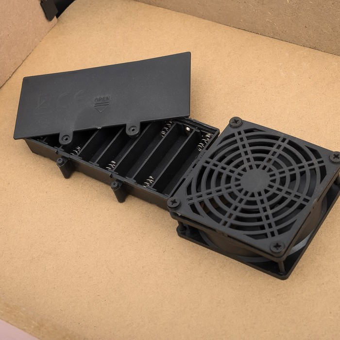 Настольный игра &laquo;Аэрохоккей. Профессионал&raquo;, работает от батареек, 2 игрока, 3+