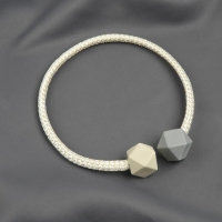 Подхват для штор &laquo;Камушки&raquo;, d = 3 &times; 46 см, цвет пепельно-бежевый/серый