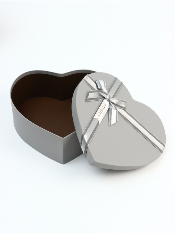 Набор коробок 3 в 1 сердца 31 х 27 х 13,3; 28 х 25 х 11,7; 26 х 23 х 10,3 см