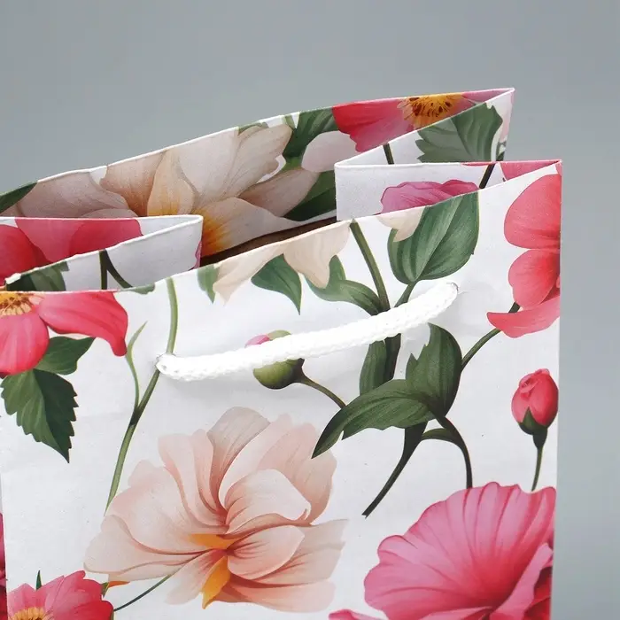 Пакет подарочный под бутылку, упаковка, &laquo;Цветы&raquo;, 36 х 13 х 10 см