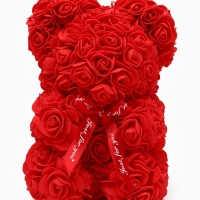 Медведь из красных роз Медведь из красных роз
