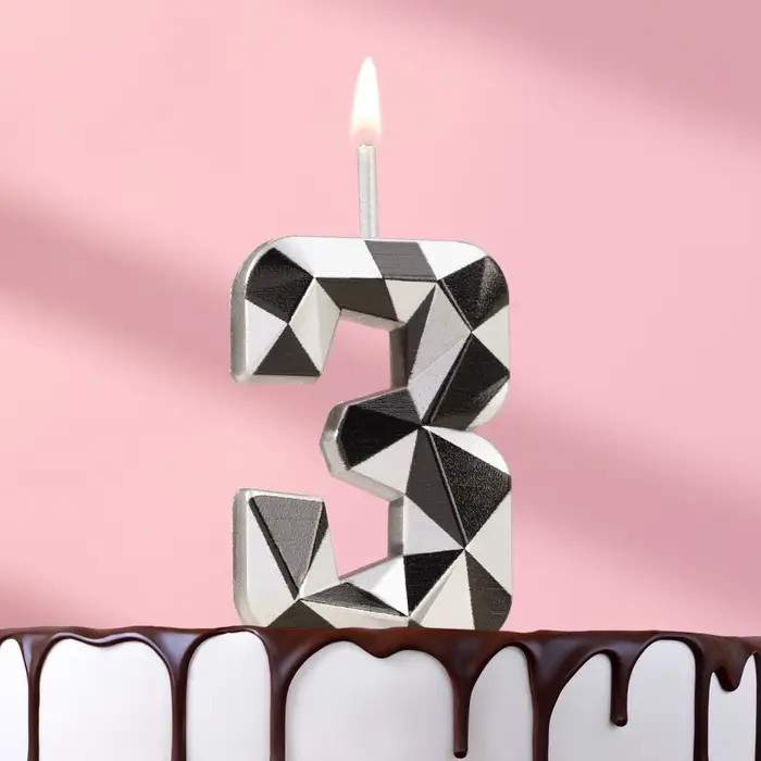 Свеча для торта &laquo;Алмаз&raquo;, цифра 3, серебристый металлик