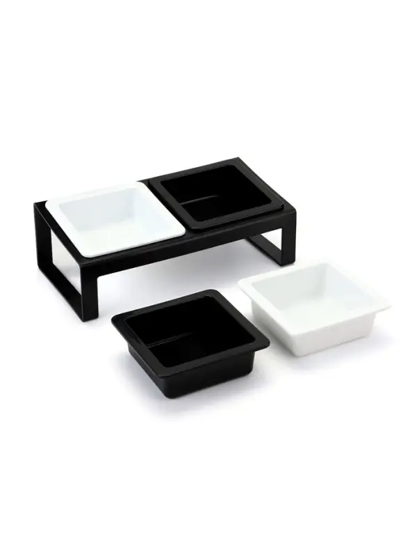 Миски с подставкой КВАРТЕТ пластиковые двойные (+ 2 миски в подарок), 2*0,38л