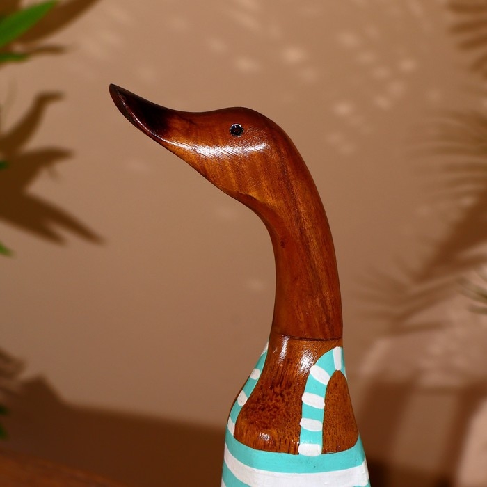 Сувенир "Утка в мятном комбинезоне" дерево 45 см