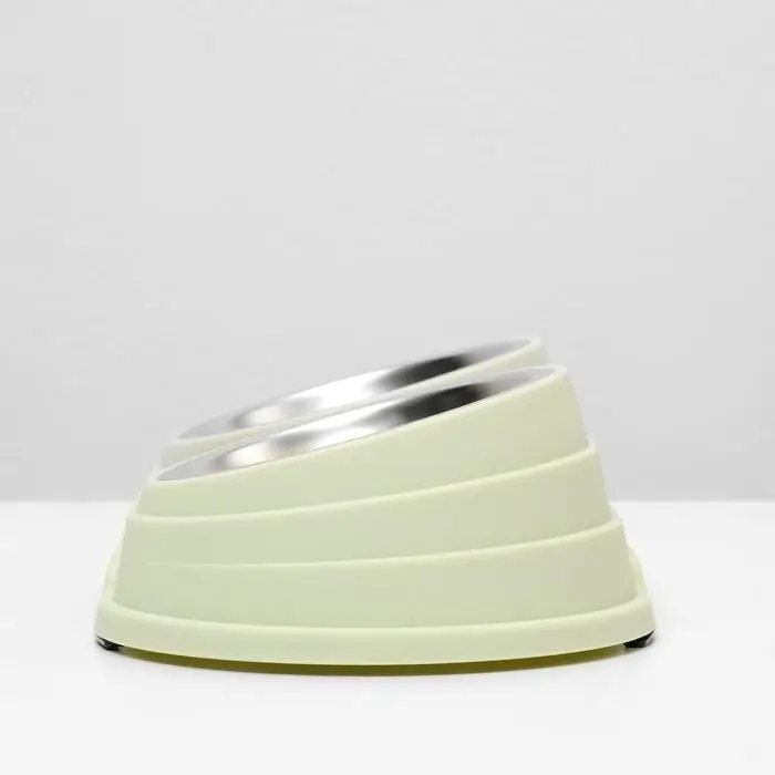 Миска металлическая двойная наклонная на пластиковом основании, 28,5 х 15 х 7 см, зелёная