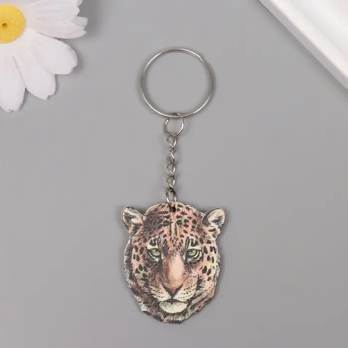 Брелок дерево "Леопард" 3,9х3,3х0,3 см