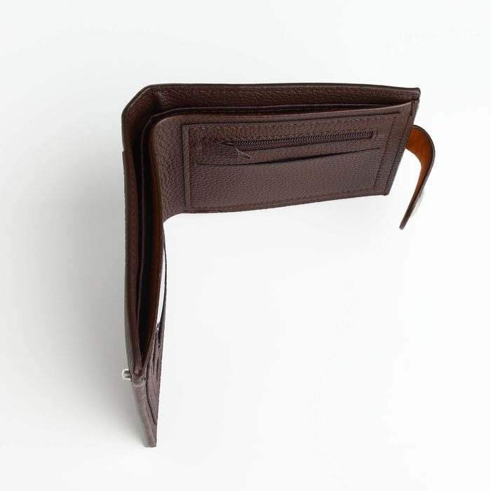 Портмоне мужское на магните, отдел для карт, монет, цвет коричневый Портмоне мужское на магните, отдел для карт, монет, цвет коричневый