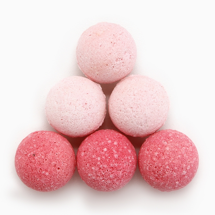 Подарочный набор косметики новогодний New Year, бомбочки для ванны, 6 х 20 г, аромат морозной ягоды, Новый Год