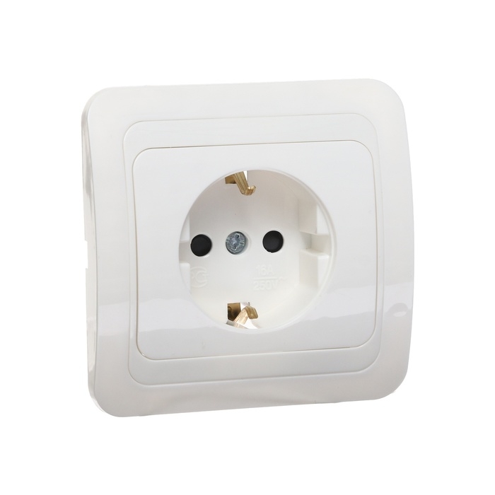 Розетка одноместная со шторкой Luazon Lighting "Орион", 16 А, скрытая, с з/к, белая
