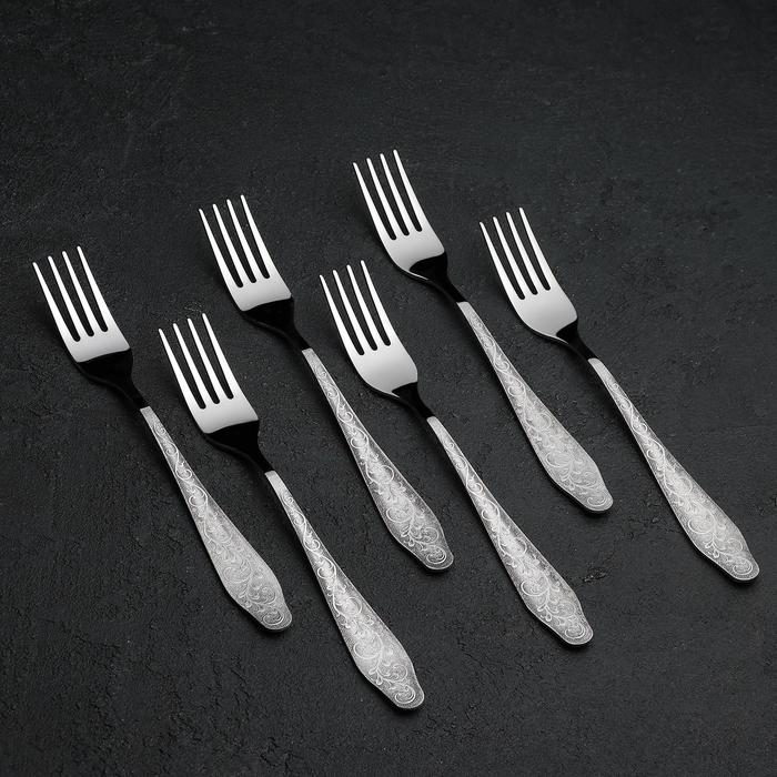 Вилка столовая «Дубрава», длина 19,5 см, толщина 2 мм, цвет серебряный Вилка столовая «Дубрава», длина 19,5 см, толщина 2 мм, цвет серебряный