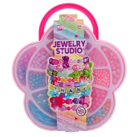 Набор бисероплетения &laquo;Рукодельница&raquo;, в чемоданчике