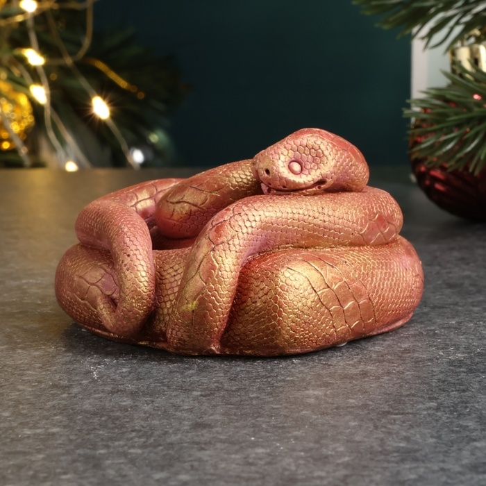Новый год. Символ 2025. Фигура "Змея Лея" бордовый с позолотой, 4х6,5х7,5см