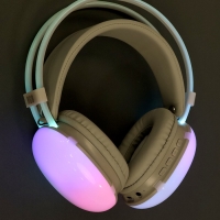 Наушники полноразмерные Mybit W-33, RGB подсветка, BT5.3, 800 мАч, Type-C, белые