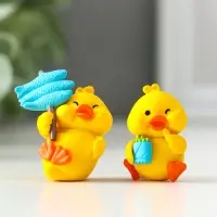 Сувенир полистоун "Цыплята и хобби" набор 4 шт 2,9х3,6 см