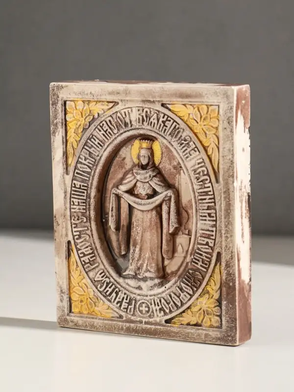 Икона с подвесом "Покров Пресвятой Богородицы" размер 12х10х3 см, гипс, роспись