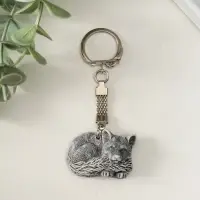 Брелок "Лисенок лежит (барельеф)" 2,4 см