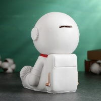 Копилка "Космонавт сидячий" 12,5х12,5х17,5см Копилка "Космонавт сидячий" 12,5х12,5х17,5см