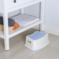 Табурет - подставка для ванной, 31&times;16&times;13 см