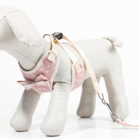 Комплект с мягкой шлейкой "Горох", размер М, поводок 120 х 1,5 см, ОГ 34-66 см, розовый Комплект с мягкой шлейкой "Горох", размер М, поводок 120 х 1,5 см, ОГ 34-66 см, розовый