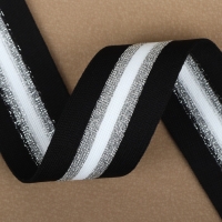 Тесьма трикотажная лампас 40 мм, 9,1 ± 0,5 м, цвет чёрный/серебряный/белый Тесьма трикотажная лампас 40 мм, 9,1 ± 0,5 м, цвет чёрный/серебряный/белый