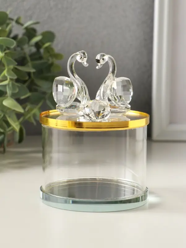 Шкатулка стекло с металлическим ободком "Лебеди" золото 8,2х8,2х11 см