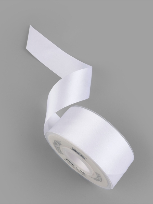 Лента атласная двухсторонняя №0029 38мм*25±1м белый TR Лента атласная двухсторонняя №0029 38мм*25±1м белый TR