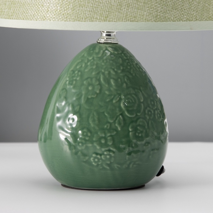 Настольная лампа с абажуром RISALUX &laquo;Инесса&raquo;, Е14, 40 Вт, зелёный, 22.5&times;22.5&times;33.5 см