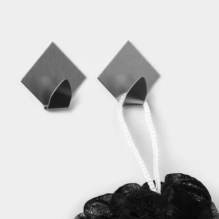 Крючки самоклеящиеся SAVANNA &laquo;Ромб&raquo;, 2 шт., металл, 4.5&times;4.8&times;2 см, хромированные