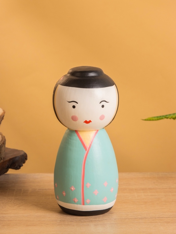 Деревянная кукла кокеши "Гейша" 7х7,5х15 см