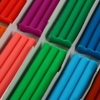 Пластилин мягкий (восковой), 12 цветов, 180 г, "Кроха", со стеком Пластилин мягкий (восковой), 12 цветов, 180 г, "Кроха", со стеком