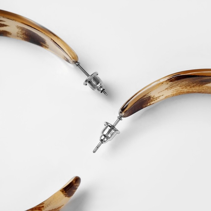 Серьги-кольца «Танзания» бежевый леопард, d=5,5, цветные Серьги-кольца «Танзания» бежевый леопард, d=5,5, цветные