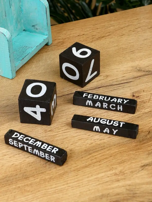 Календарь настольный "Морская звезда" дерево 11х5х16 см, цв. золотисто-бирюзовый