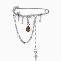 Булавка &laquo;Звёзды&raquo; с цепочками, цвет белый в серебре