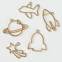 Раскрась витражики &laquo;Космос&raquo;, 5 форм, набор для творчества