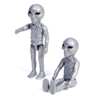 Игровой набор &laquo;Летающая тарелка&raquo;, фигурки 2 шт., свет, звук